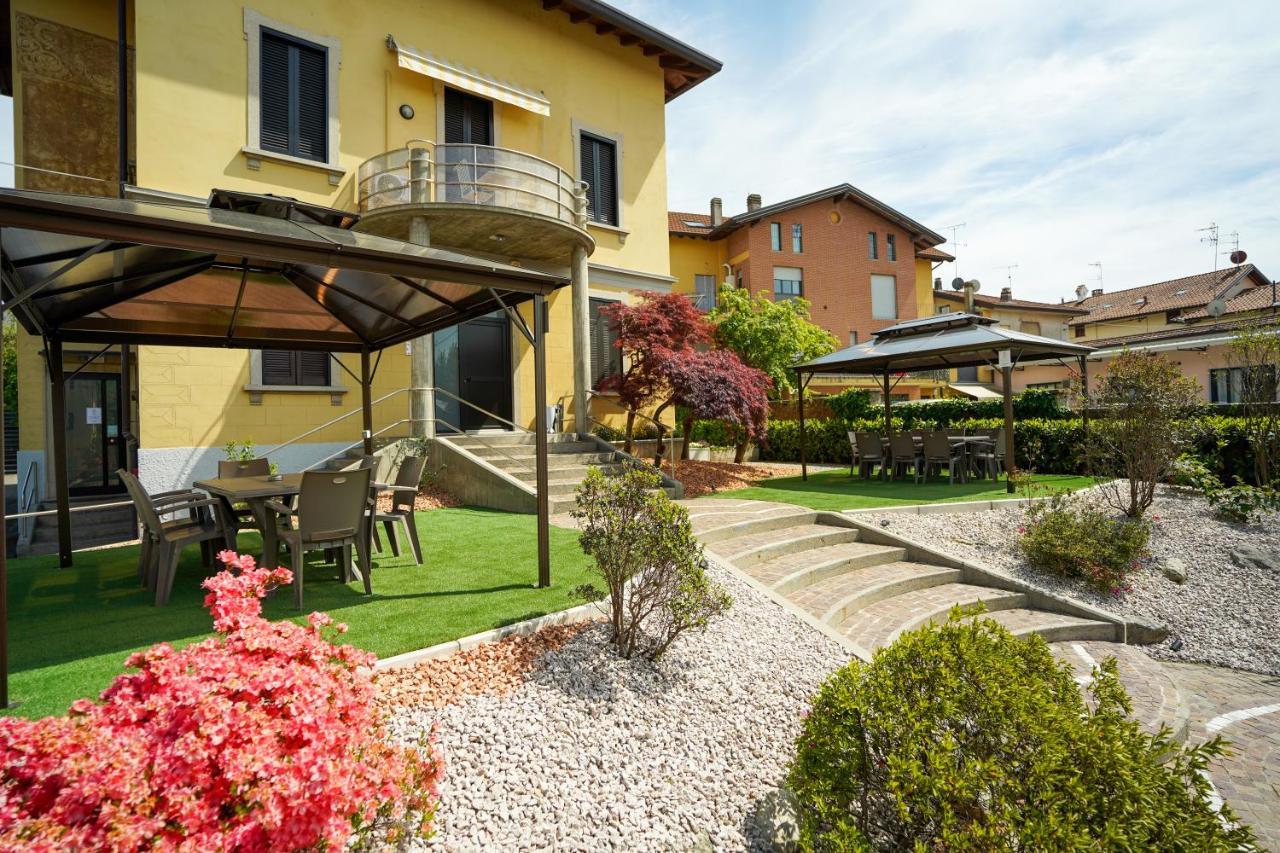 Ortensia Penthouse Leonardo Academy, Mxp & Laghi Сесто-Календе Экстерьер фото